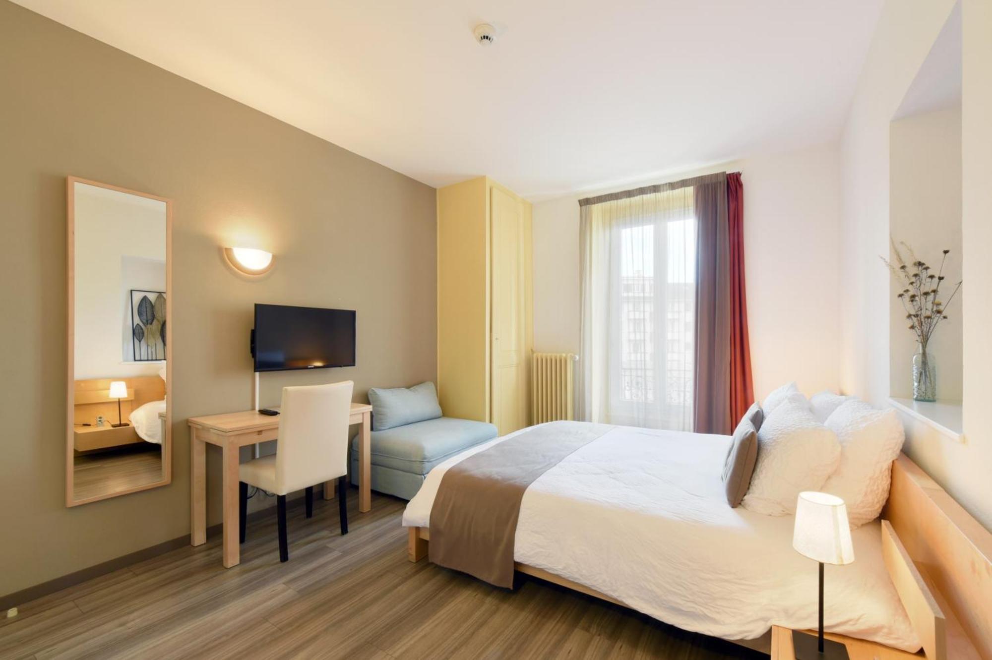 Hotel Du Marche Lausanne Room photo